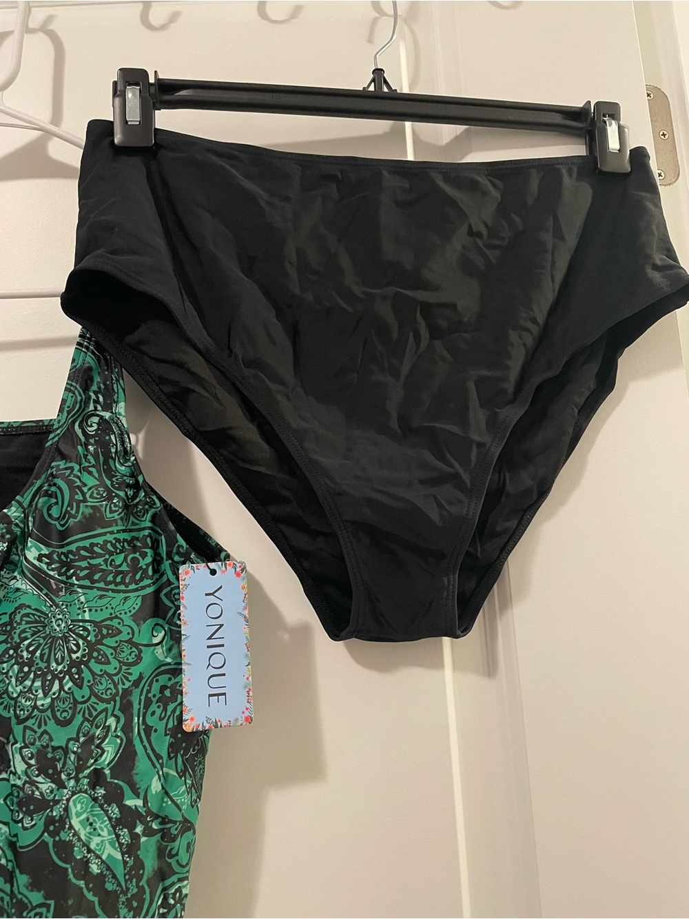 Younique Green Paisley Tankini Top with Black Briefs - Picture 2 of 5